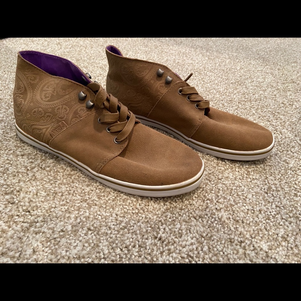 Women’s shoes